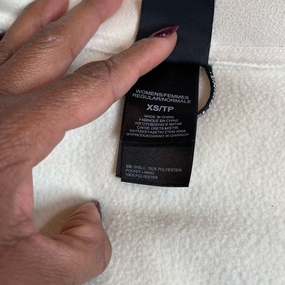 The North Face Cozy Zip Up  Jacket - Picture 10 of 11